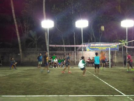 Mencari Bibit Baru Melalui Kompetisi Bola Voli Pemuda di Trisigan II